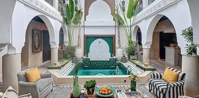Riad titré.