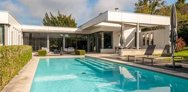sur un terrain de 1 378 m².