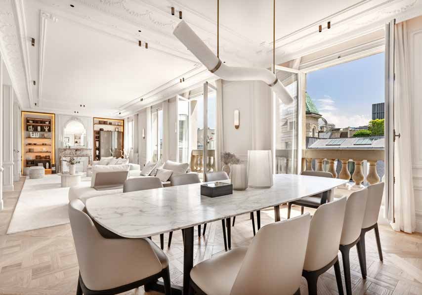 standing, appartement de 215 m² entièrement climatisé et rénové avec des matériaux de grande qualité.